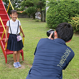 Point 1 学校写真に豊富な実績 約140校