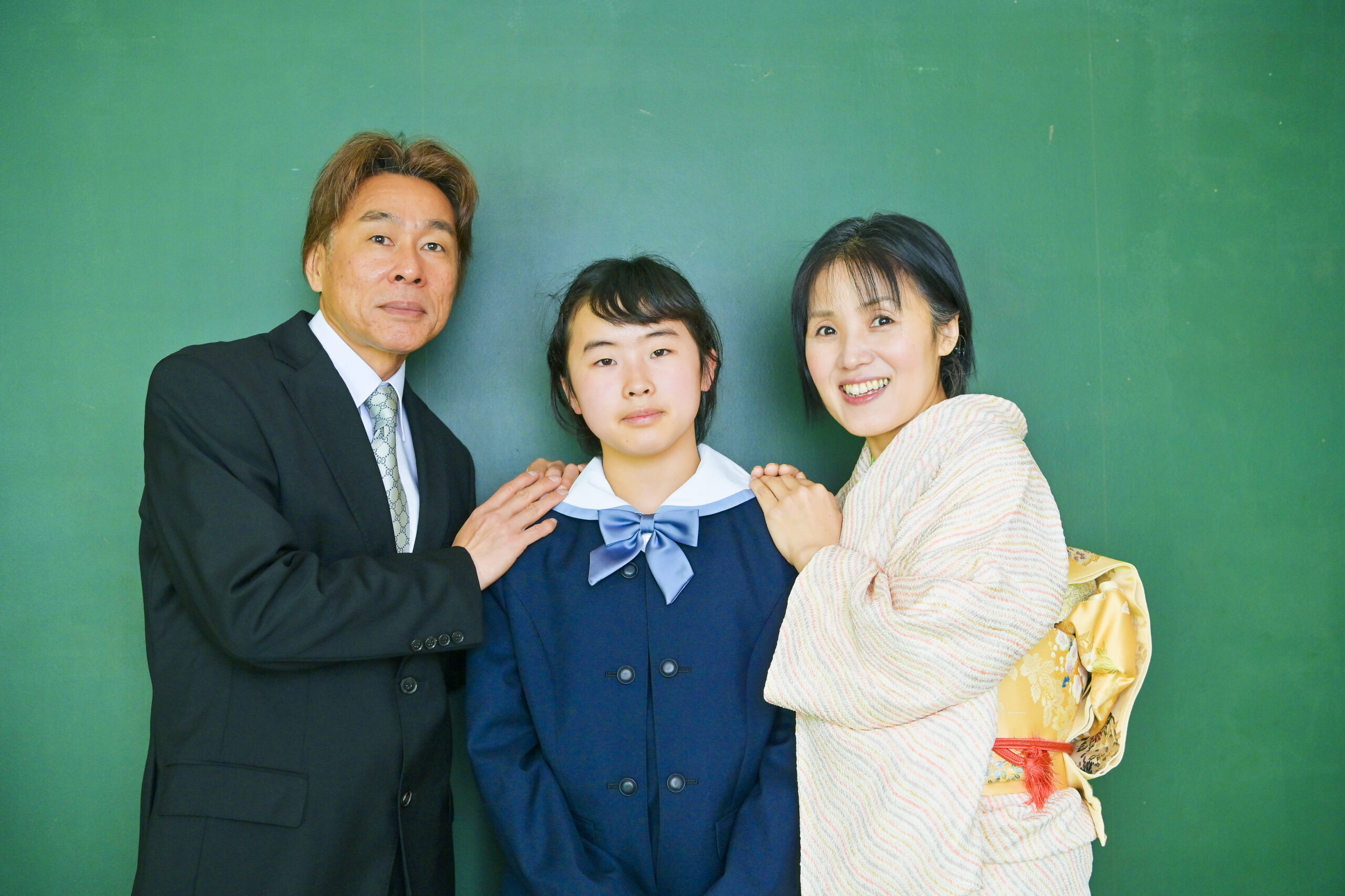 家族と一緒に入学卒業